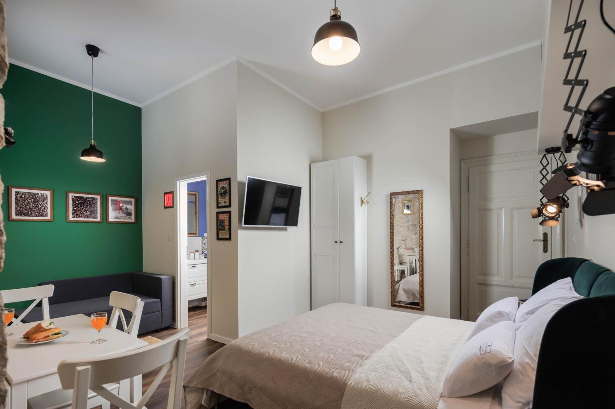 Photel Apartments Цриквениця Екстер'єр фото