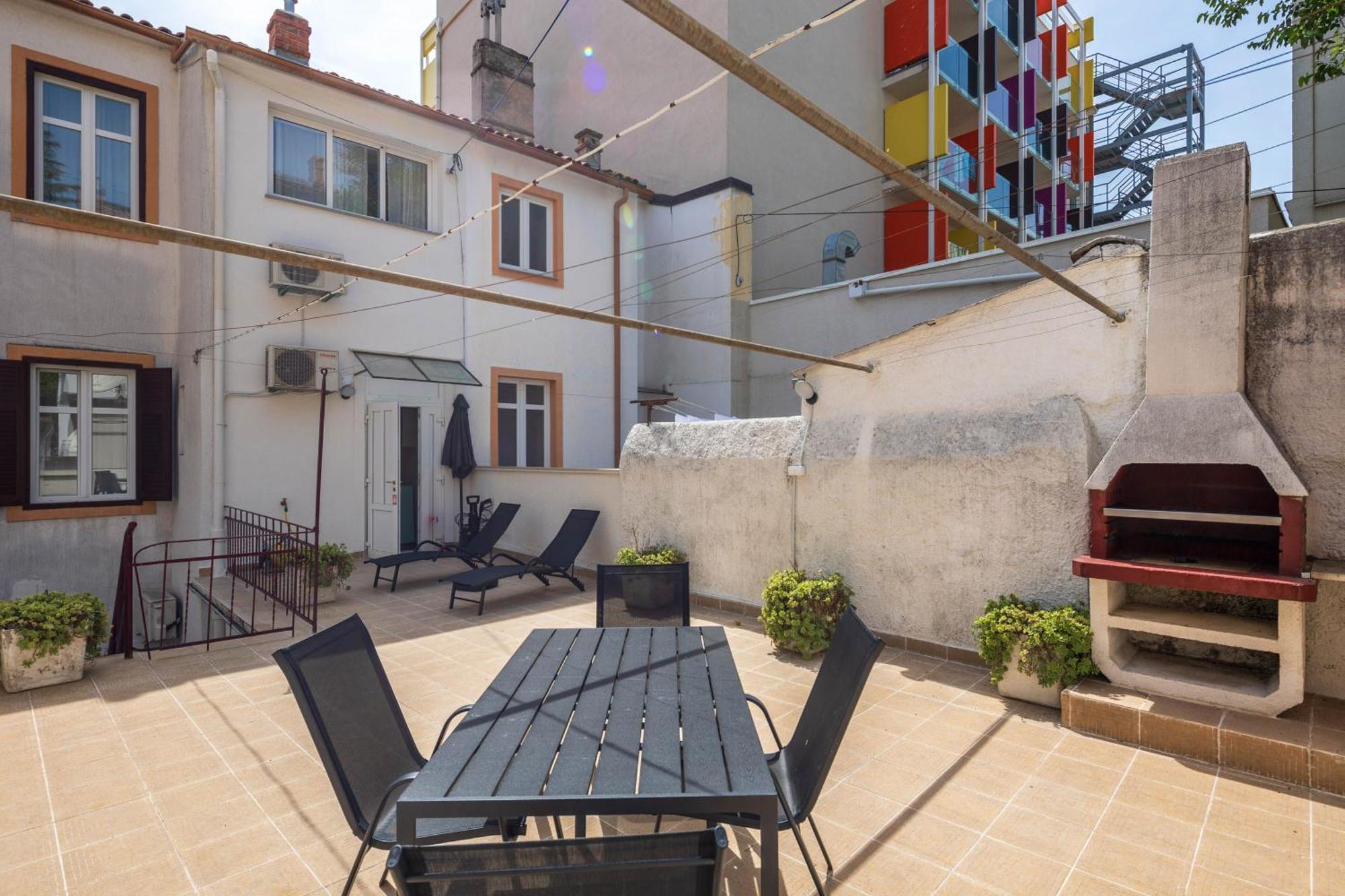 Photel Apartments Цриквениця Екстер'єр фото